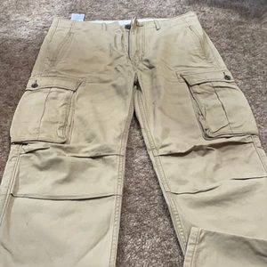 Men’s cargo Levi pants